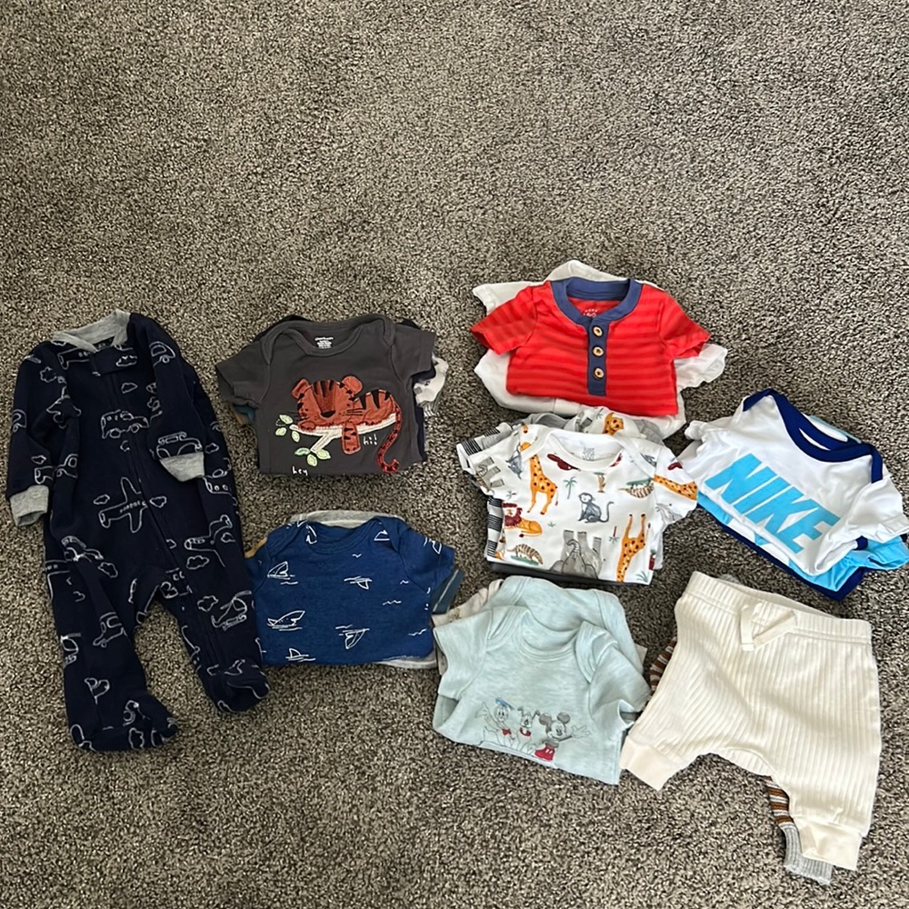 HUGE 24-pc Lot of Newborn Baby Clothes